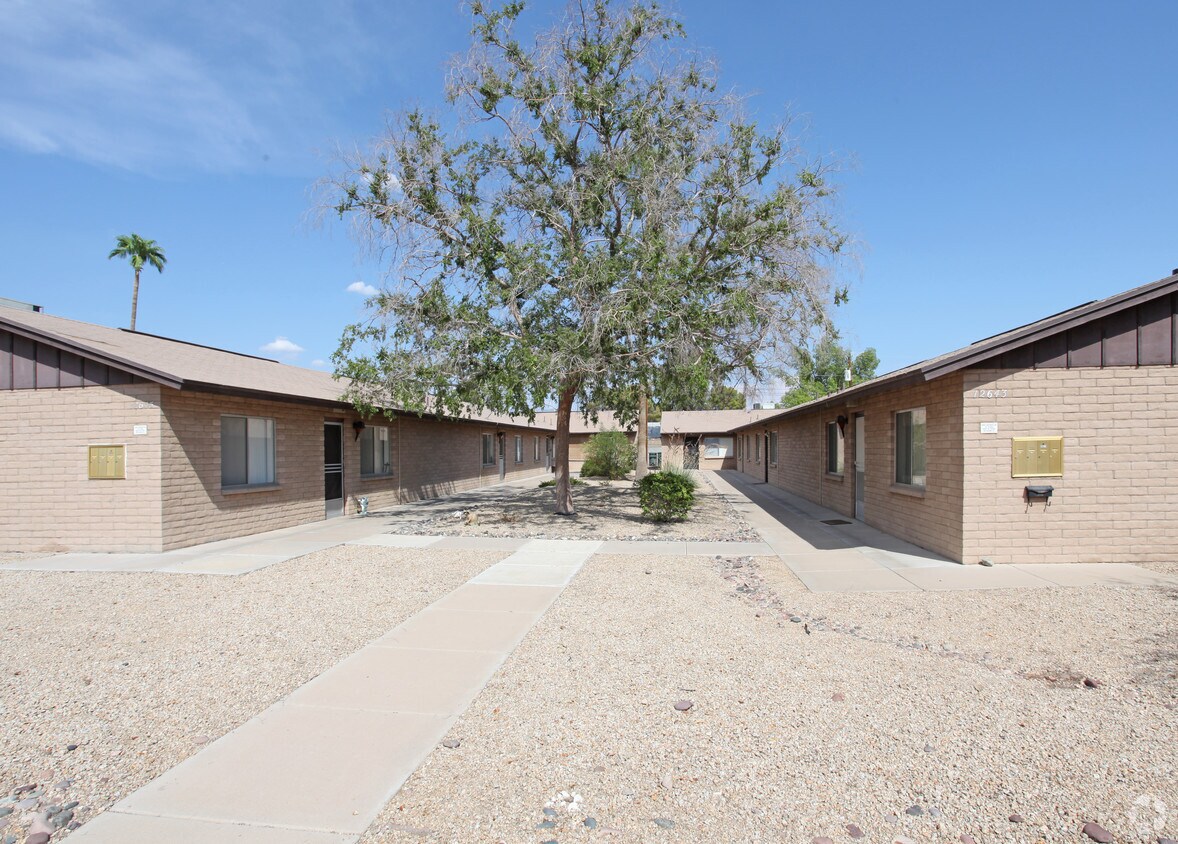 Building Photo - 12801-803 N 113th Ave