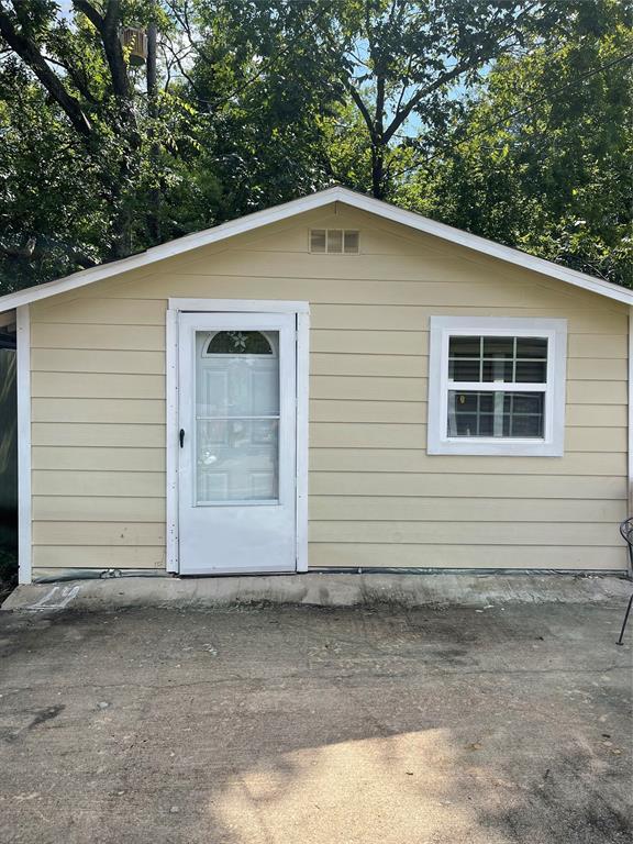 Foto principal - 1472 Godwin St
