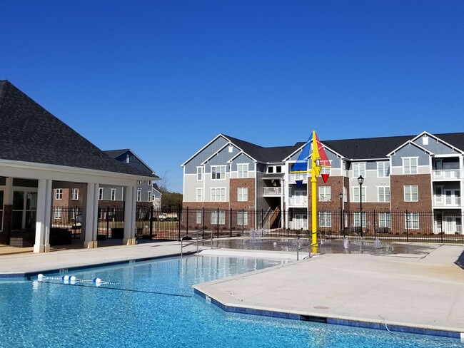 Building Photo - Palisades of Fountain Inn