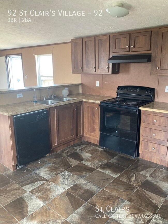 Building Photo - 3 Bed 2 Bath Mobile Home for Sale