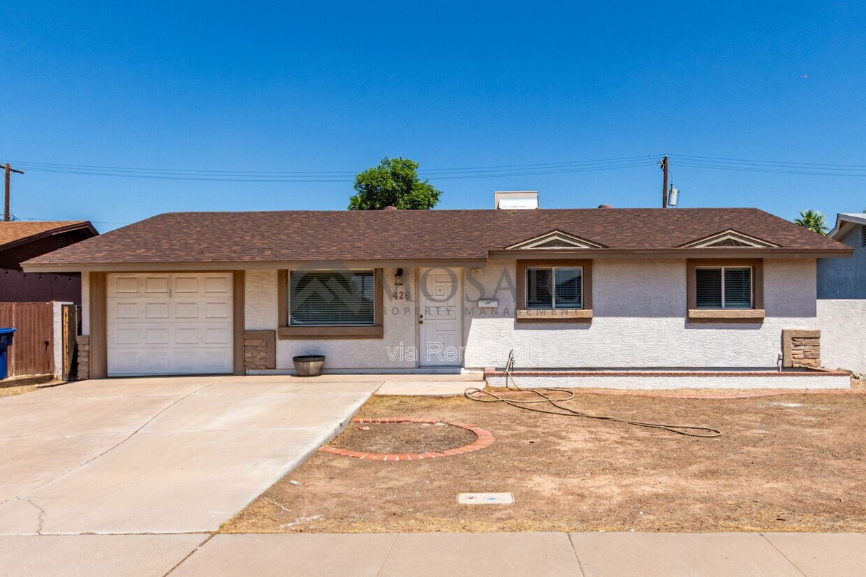 Primary Photo - 426 E 8th Ave
