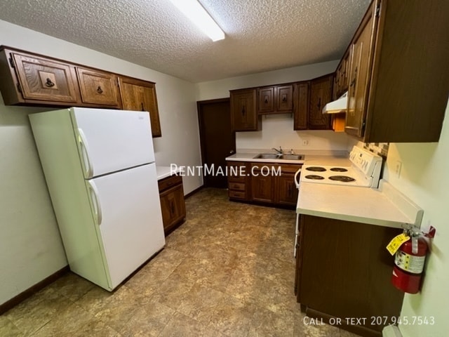 Building Photo - 14 Rancourt Ave