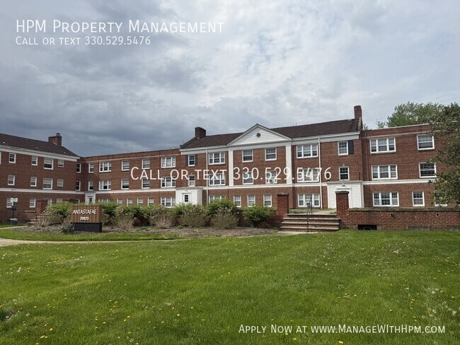 Foto del edificio - 20865 Chagrin Blvd
