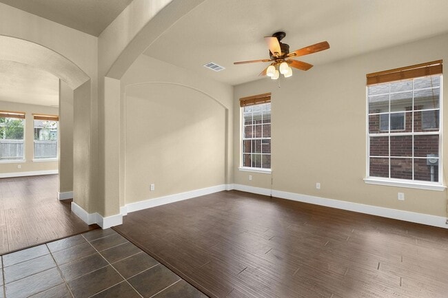 Building Photo - 10128 Channel Island Dr