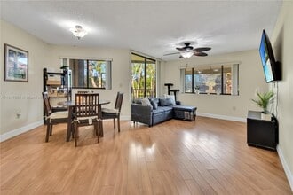 Building Photo - 15499 N Miami Lakeway