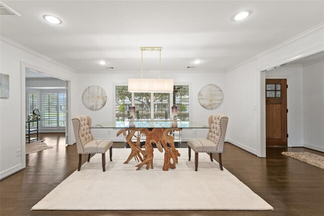Foto del edificio - 7903 Burgoyne Dr.