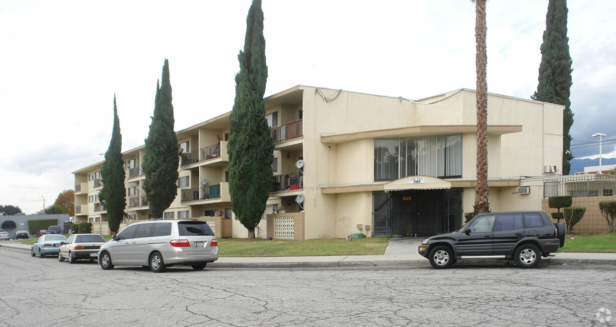 Foto del edificio - 545 E Rue Royale St