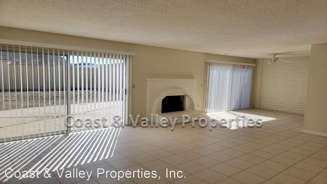 Building Photo - 3 br, 2 bath House - 1549 Ebro Cr.