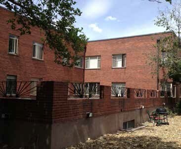 Building Photo - Francesco Apartments