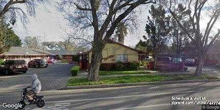 Building Photo - 139 W 18th St