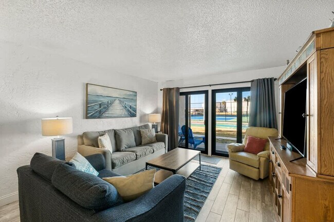 Foto del edificio - 8727 Thomas Dr