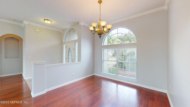 Foto del edificio - 12180 Basalt Dr N