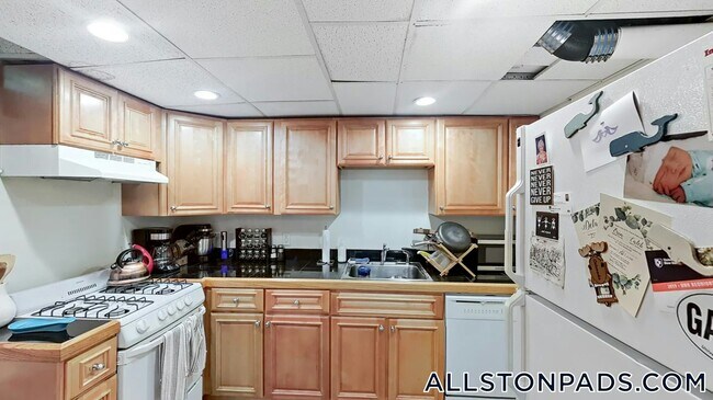 Foto del edificio - 15 Glenville Ave