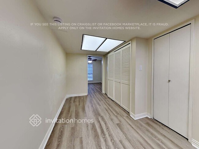 Building Photo - 6813 Curry Dr