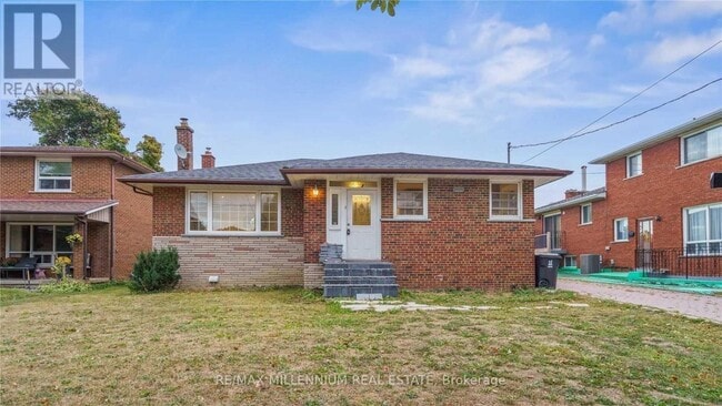 Building Photo - 3 Jasmine Rd