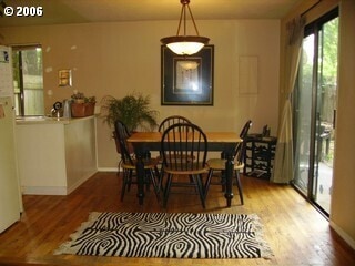 Building Photo - 3 Bed, 1 Bath Duplex in Lake Oswego