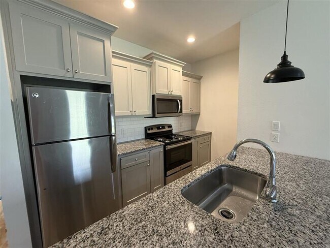 Foto del edificio - 108 Wade St