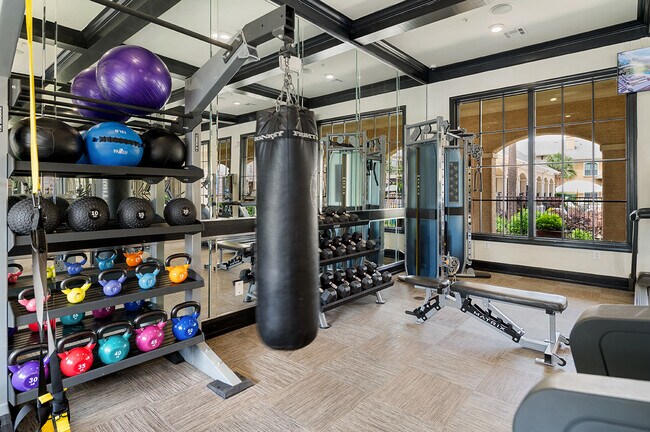 Foto del edificio - z-122325-Cortland Lakemont