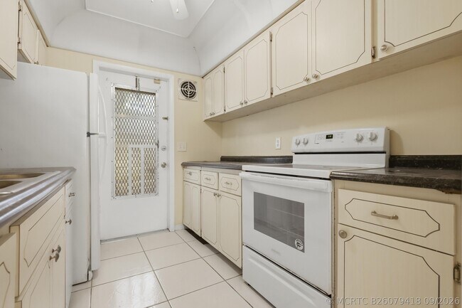Foto del edificio - 5480 NW 11th St