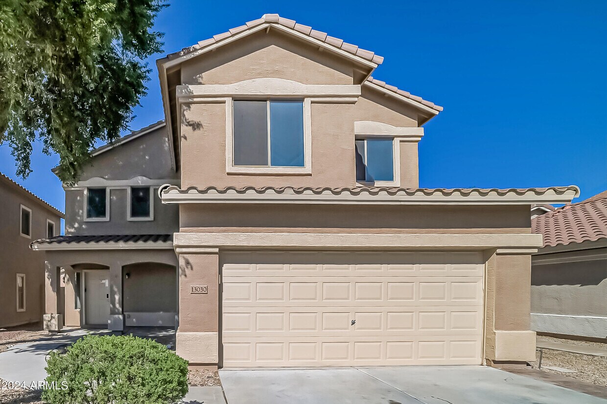 Primary Photo - 13030 W Larkspur Rd