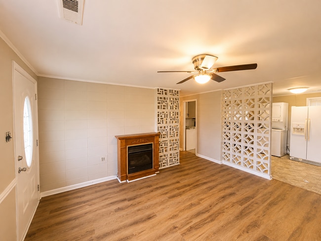 Building Photo - 6228 Watkins Rd