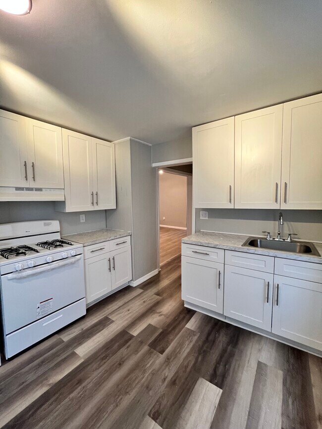 Fotografía del edificio - 197 Gates Ave