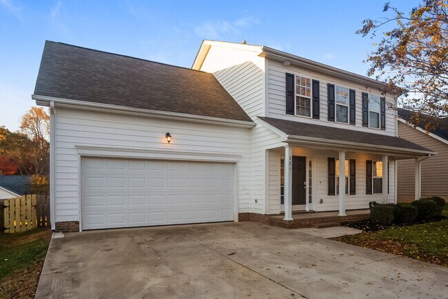 Foto del edificio - 221 Everett Park Dr
