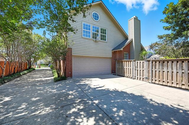 Foto del edificio - 9213 Briarcrest Dr