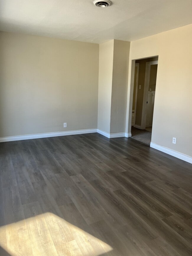 Building Photo - 1176 Beeler St