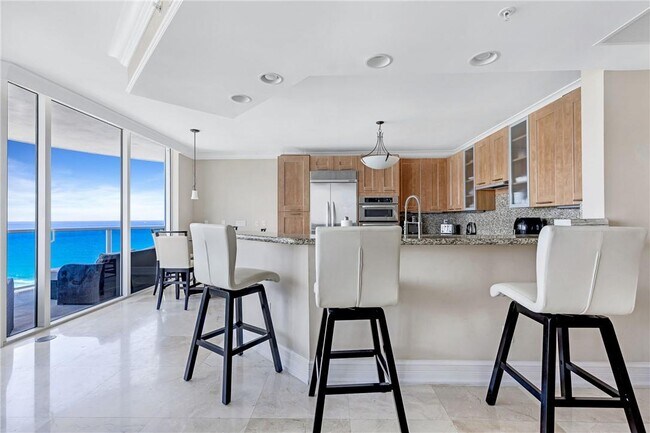 Foto del edificio - 801 Briny Ave