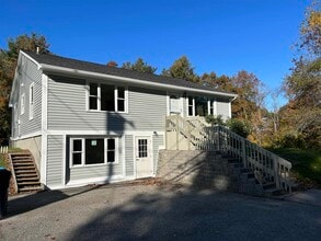 Building Photo - 131 Portsmouth Ave