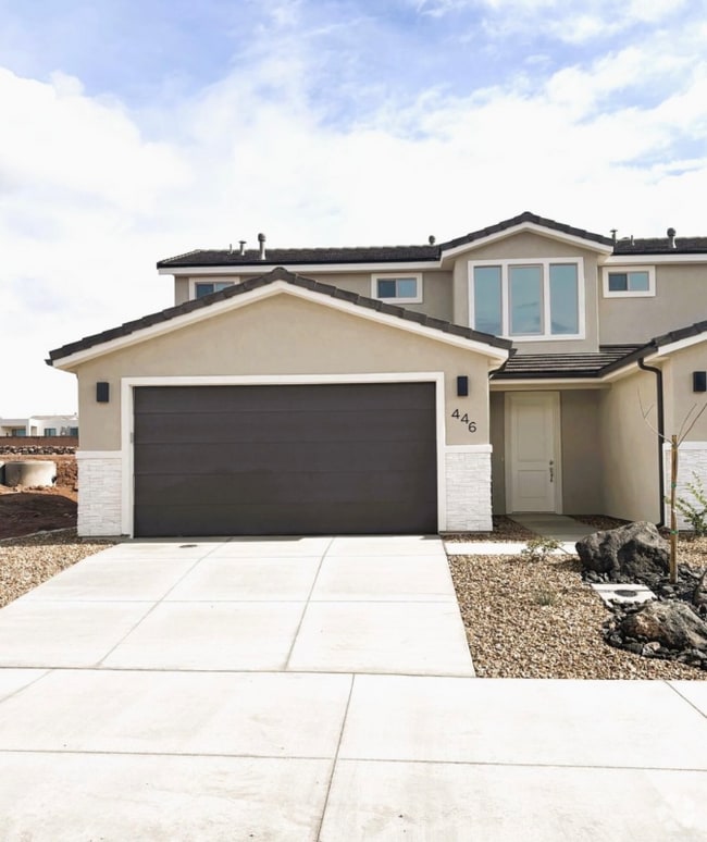 Building Photo - 446 N 780 W