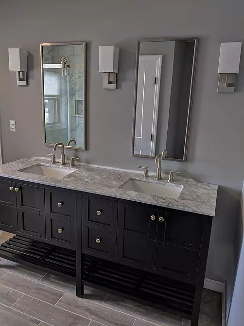 Master Bath - 715 E 3rd St