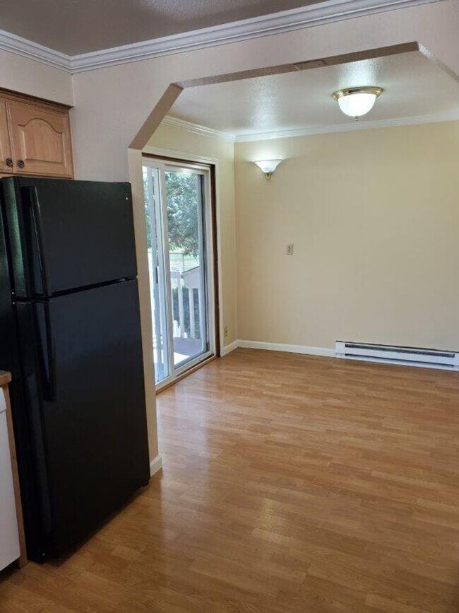 Building Photo - Summer Special! Half off First Months Rent!