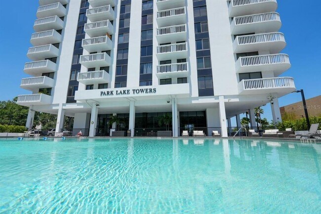 Foto del edificio - 400 E Colonial Dr