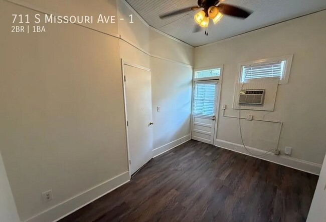 Foto del edificio - 711 S Missouri Ave