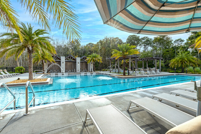 Building Photo - Vintage Amelia Island Apartments