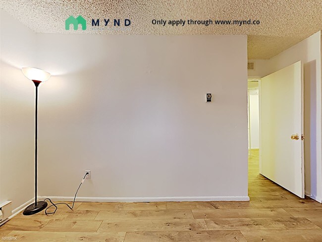 Foto del edificio - 2 br, 1.5 bath Townhome - 453 Smithridge Park