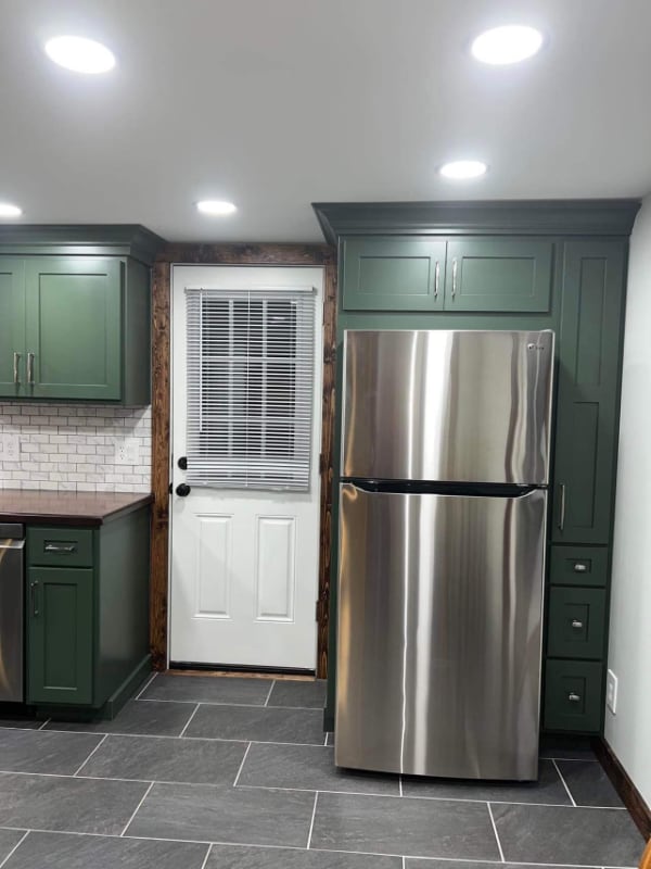 Building Photo - 195 E 2nd St