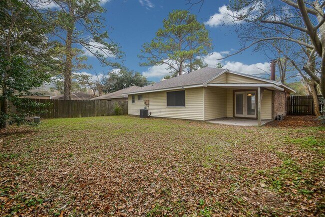Foto del edificio - 6118 Rockbourne Dr