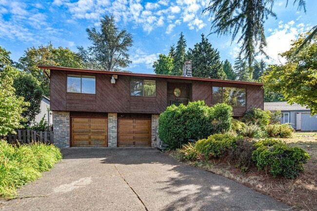 Foto del edificio - 7816 SE Strawberry Ln