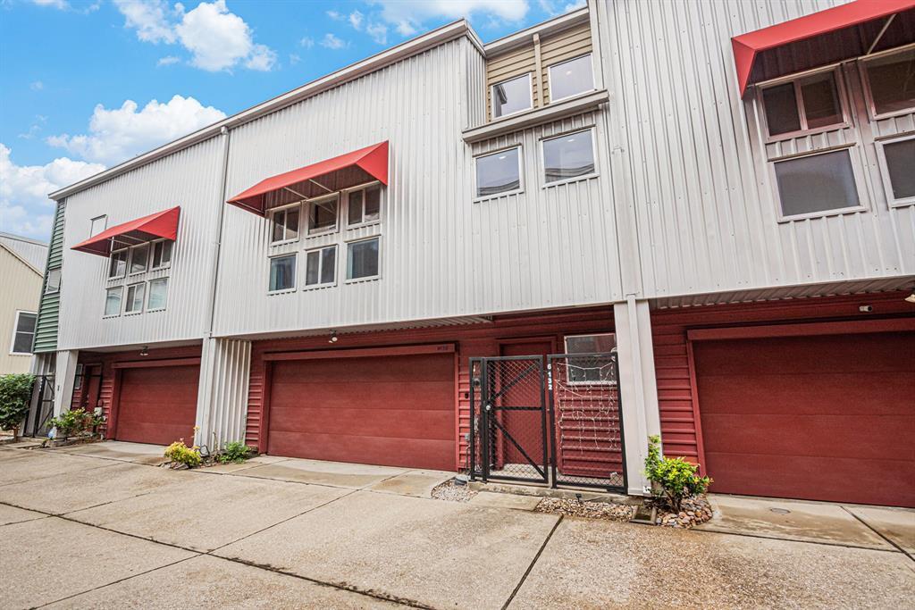 Foto principal - 6132 Grand Blvd