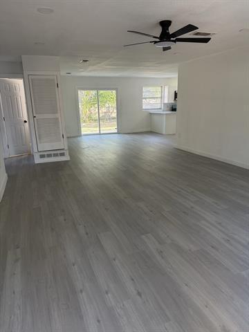 Building Photo - 806 S Atkerson Ln