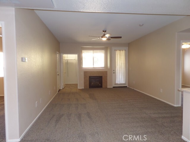Foto del edificio - 41410 Juniper St