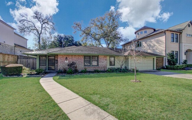 Building Photo - 5311 Pocahontas St