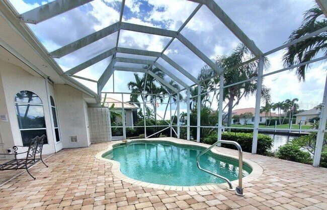 Building Photo - 1309 Casey Key Dr