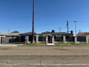 Building Photo - 2516 Fernley Dr