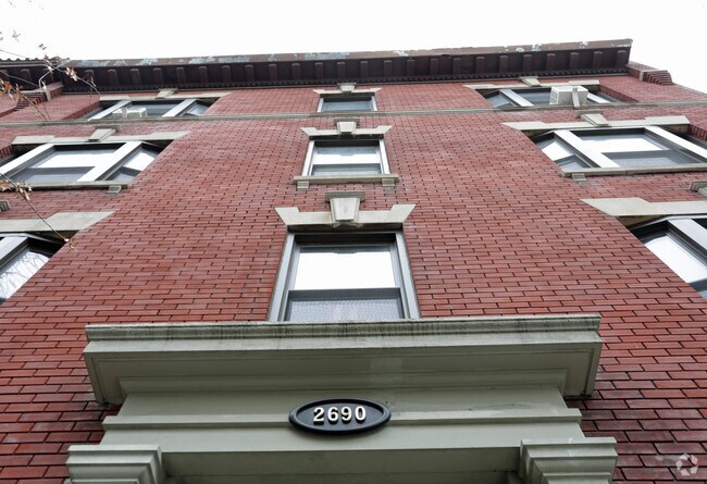 Building Photo - 2690 Briggs Ave