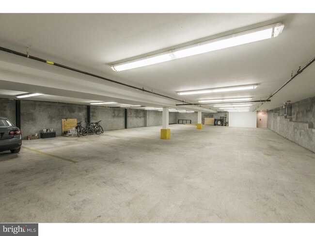 Foto del edificio - 3863 Terrace St