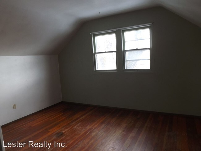 Building Photo - 3 br, 1.5 bath House - 108 Laguna